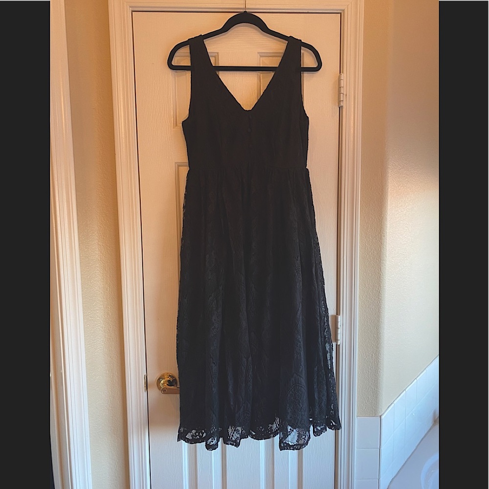 Torrid black lace button dress